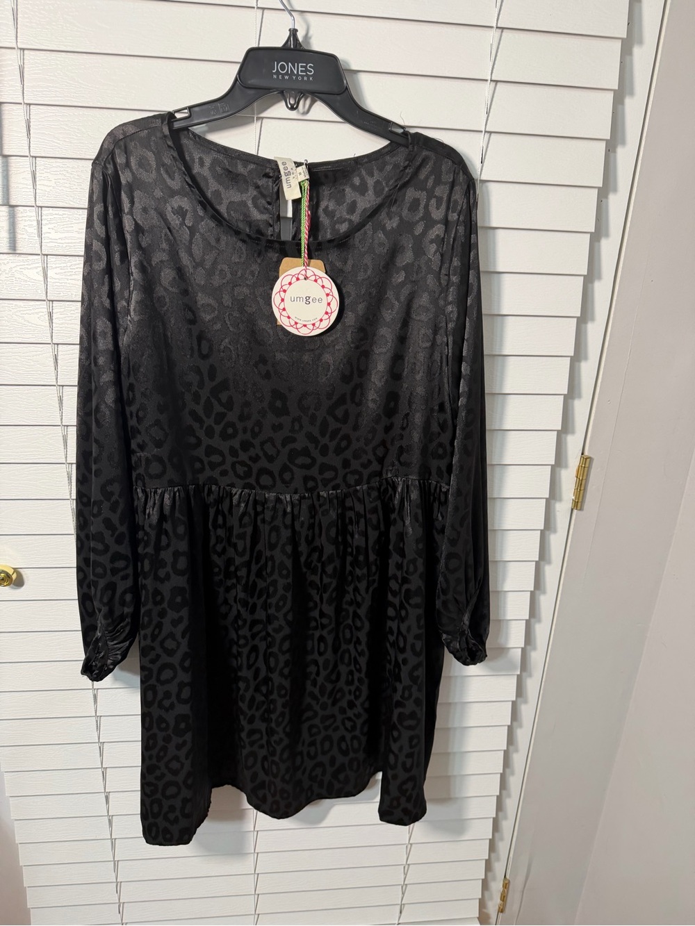 Umgee Black Leopard-Print Long-Sleeve Dress